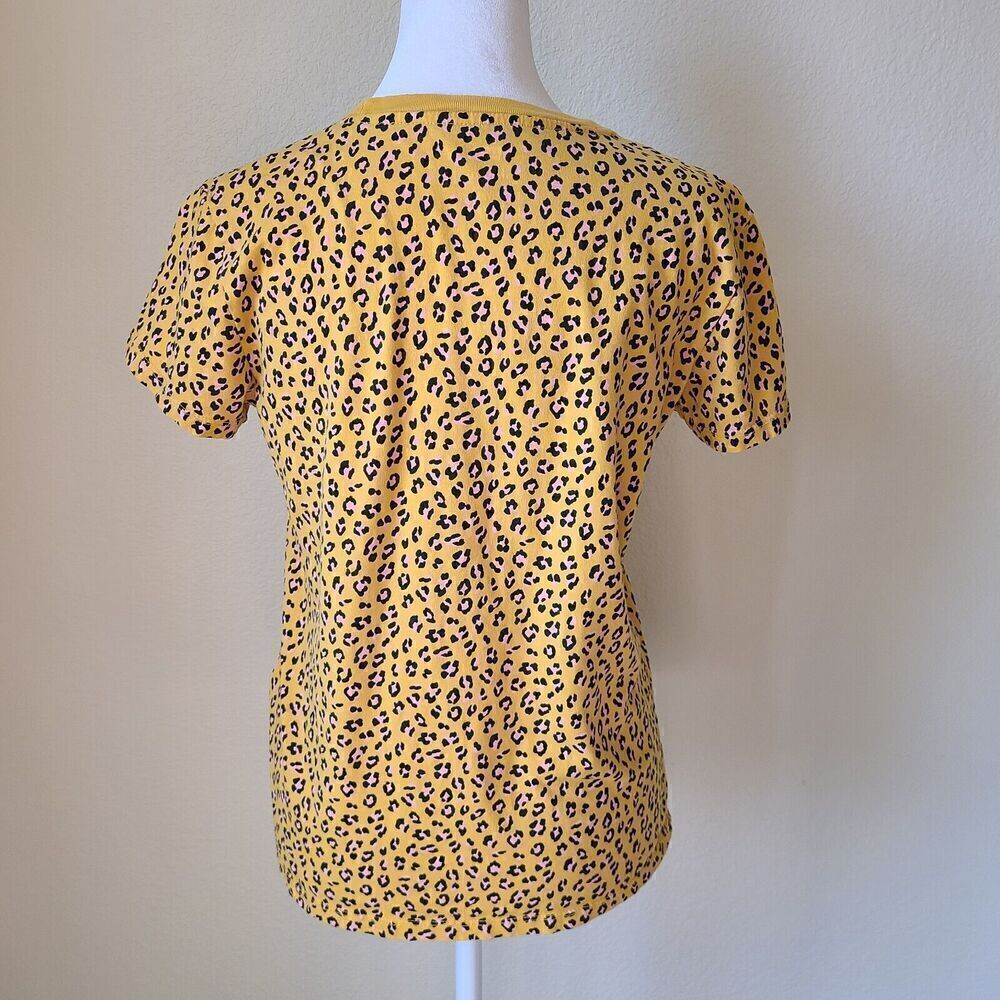 Levi's Leopard Print Tee Shirt T-Shirt XS Perfect Pocket Short Sleeves‎ Casual - Picture 7 of 10